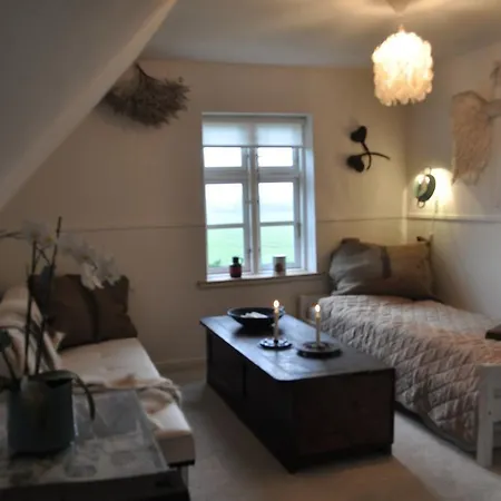 Hosmaria * Søllested